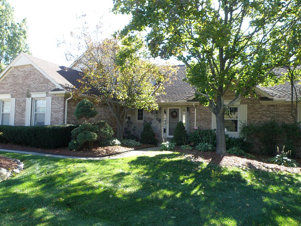 1st image of 6521 Hill Top Dr