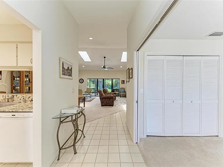 3946 Wilshire Cir E #168 — Photo 6