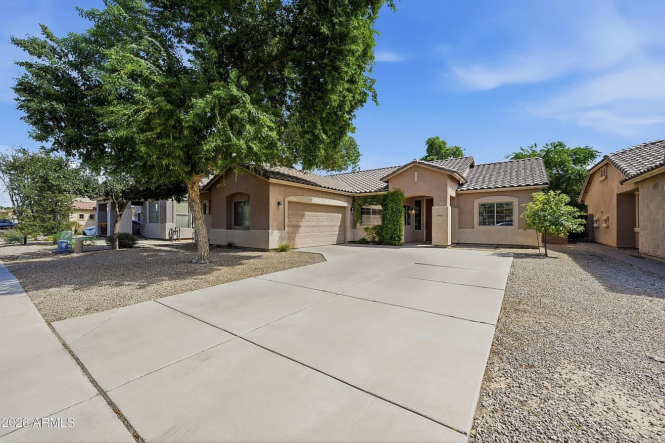 3 bed, 1723 sqft, $2,700 — Photo 2
