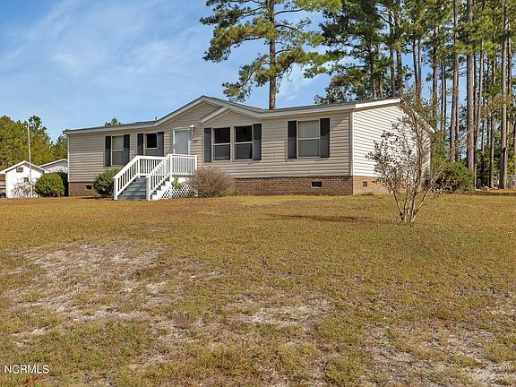 2nd image of 1885 Sunset Cove Drive SE
