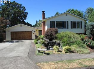 17315 Crownview Dr, Gladstone, OR