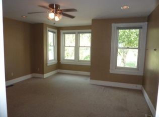 764 11th St SE, Washington, DC 20003