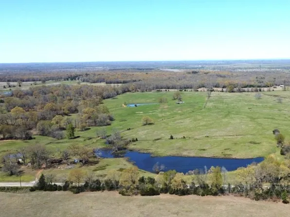 Fm 906 E, Powderly, TX 75473