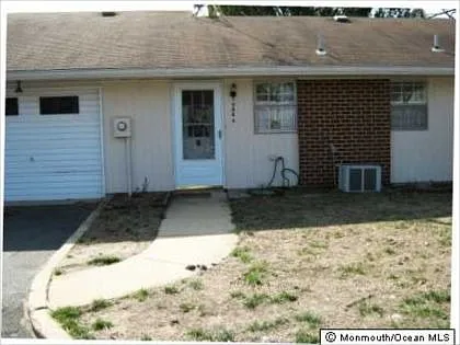 986A Aberdeen Dr photo 1