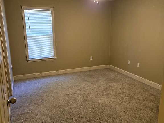 5th image of 901 Richmond Ave APT C