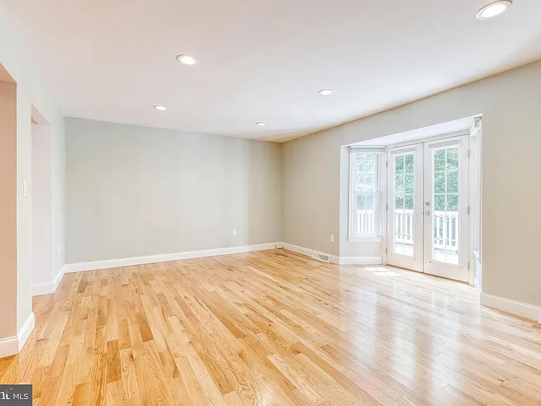 1632 Angus Ct — Photo 3
