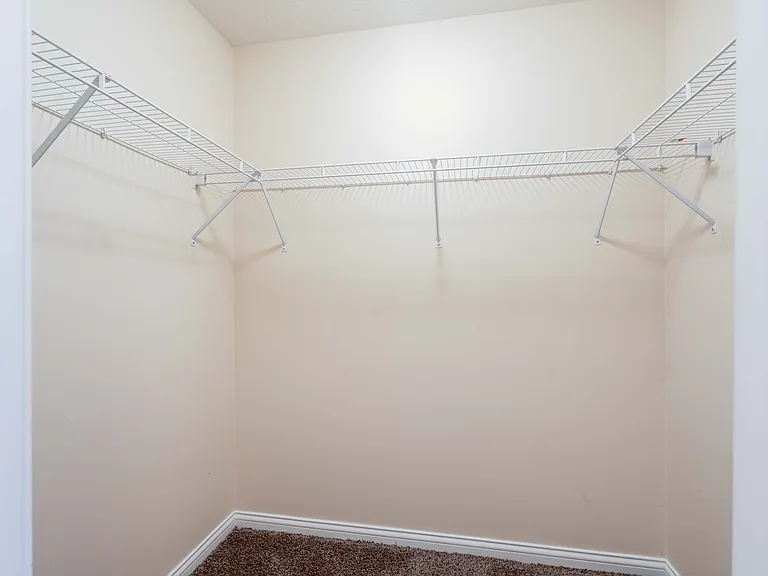 Greenbrier Apartments — Photo 64