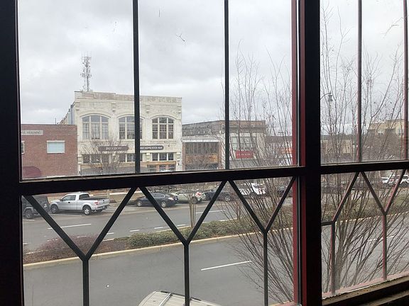 2nd image of 2217 University Blvd