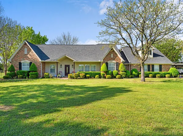 5821 Mulberry Ln, Midlothian, TX 76065