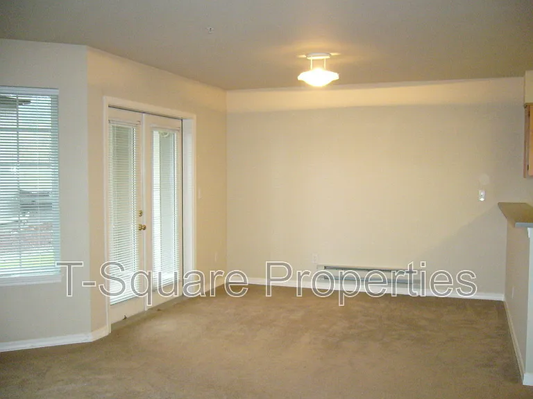 9525 NE 180th St #306 — Photo 4