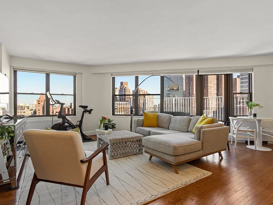 1st image of 120 E 90th St APT 16D