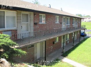 479 S Holmes Ave APT E, Kirkwood, MO 63122