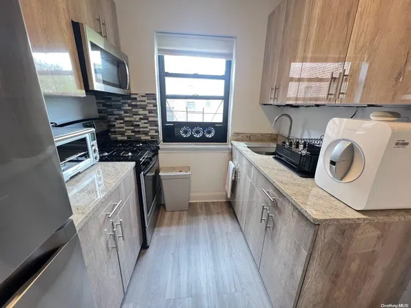 47-18 217th Street #3D, Bayside, NY 11361