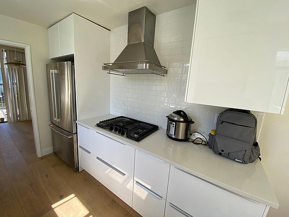5th image of 330 Cordova St Unit 355