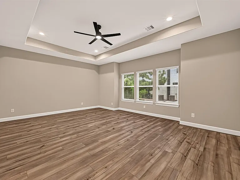 4309 Dickson St #B — Photo 35