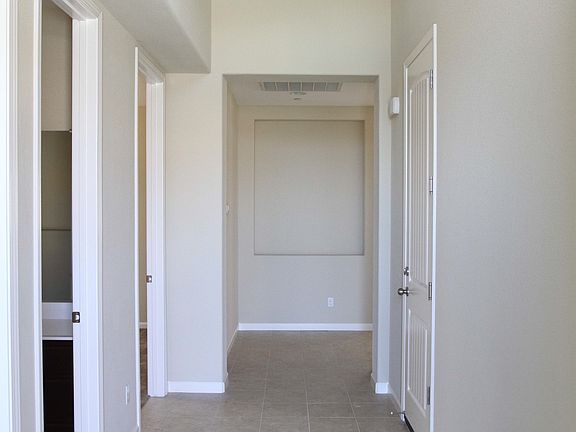 5th image of 4657 Lonestar Dr