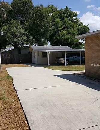 4th image of 1746 Crystal Lake Dr