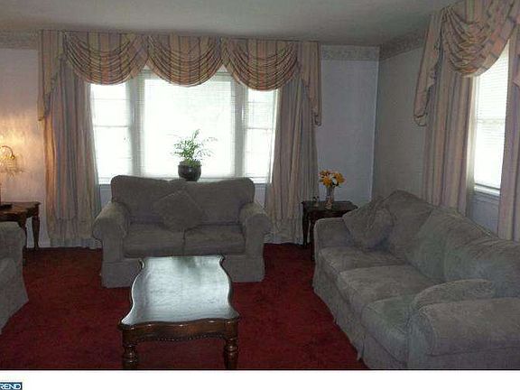 5th image of 7719 E Roosevelt Blvd