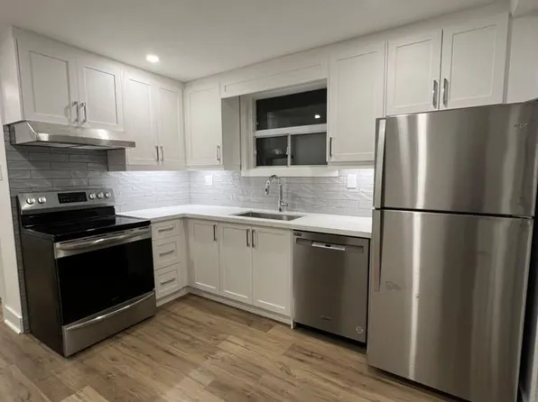 101 Kenwood Ave #2, Toronto, ON M6C 2S1