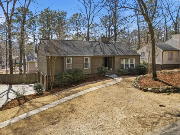 2905 Macalpine Cir, Birmingham, AL 35242