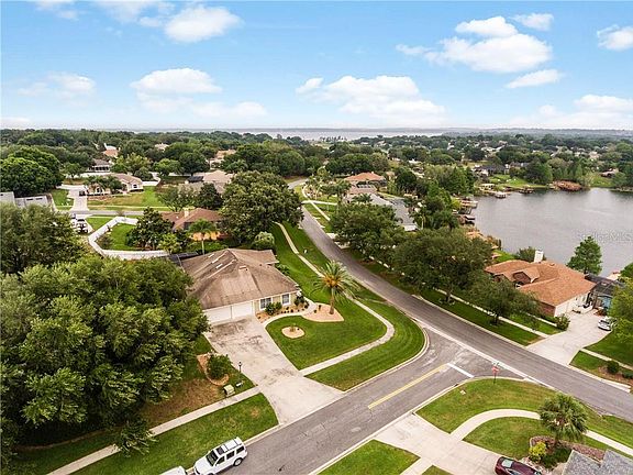 4th image of 11305 Lake Katherine Cir