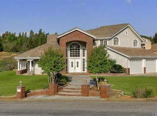 13711 Pine View Dr, Yucaipa, CA 92399