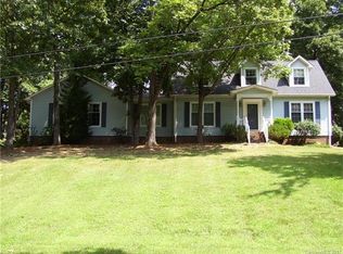 569 Westwood Dr, Kannapolis, NC 28081