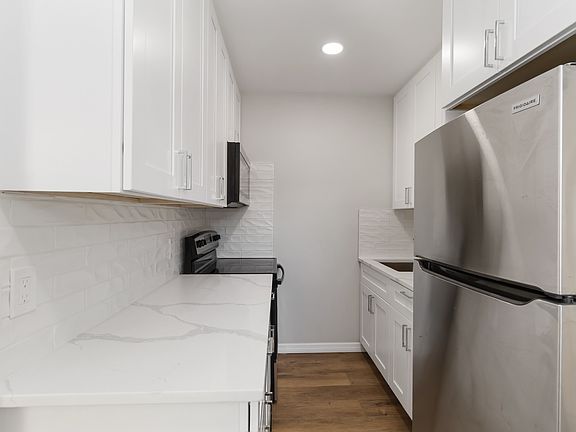 5th image of 1016 Ashworth Cv #B