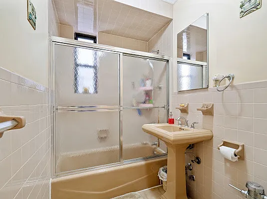 Sold by Ben Bay Realty Co | media 24