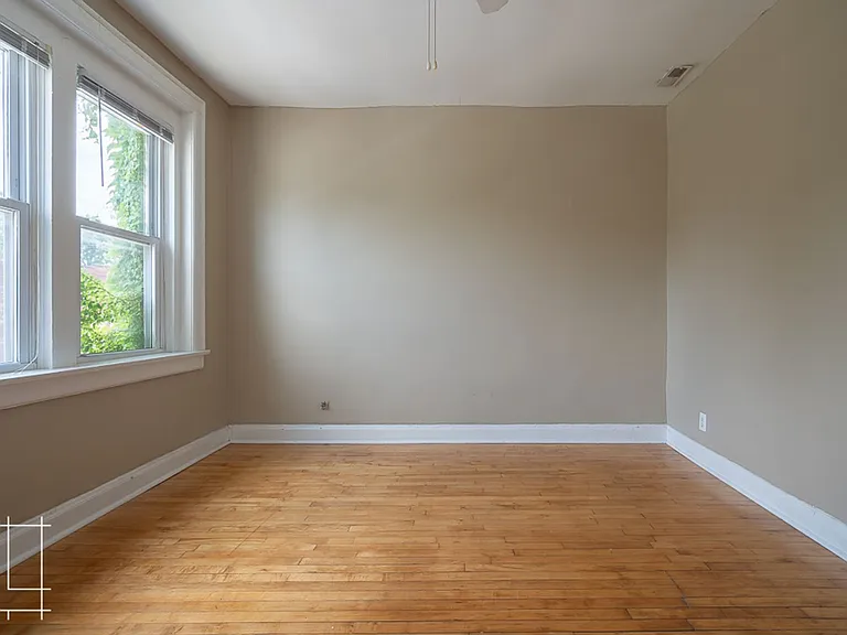 2487 Summit St #2491 — Photo 24