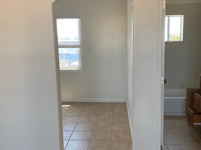 1001-1007 National City Blvd — Photo 5