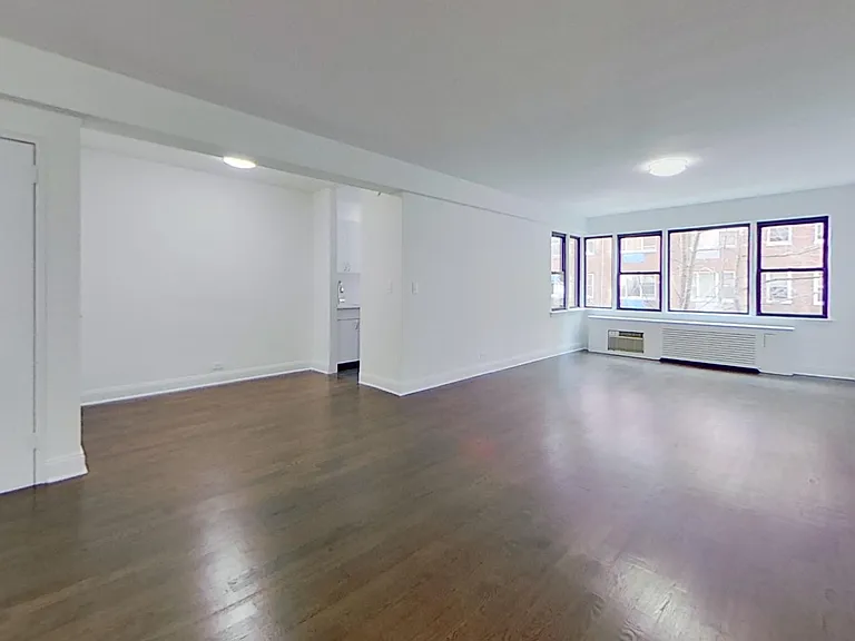 20 Beekman Pl #3F — Photo 3