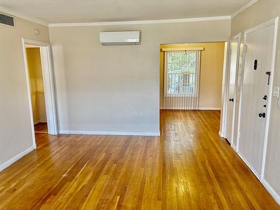 3rd image of 2237 N St #111
