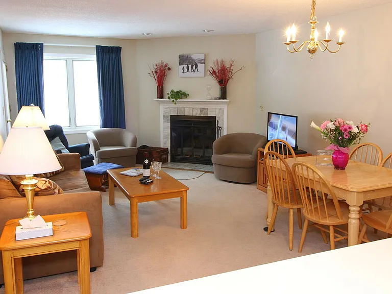 61 Alpine Dr #G202 — Photo 12