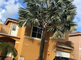 15901 SW 86th Ter, Miami, FL 33193