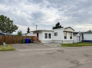 5800 46th St #42, Olds, AB T4H1G7