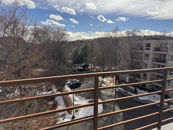1204 Whitney Avenue APT 506, Hamden, CT 06517