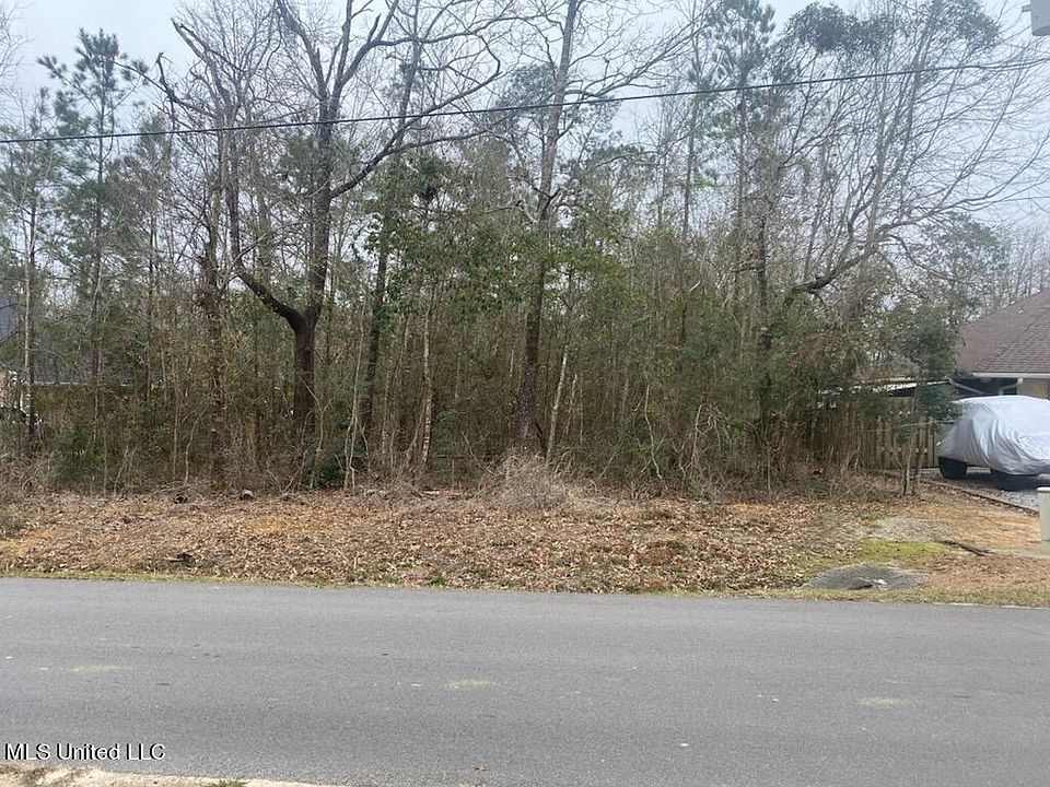 2nd image of Stevens Dr
