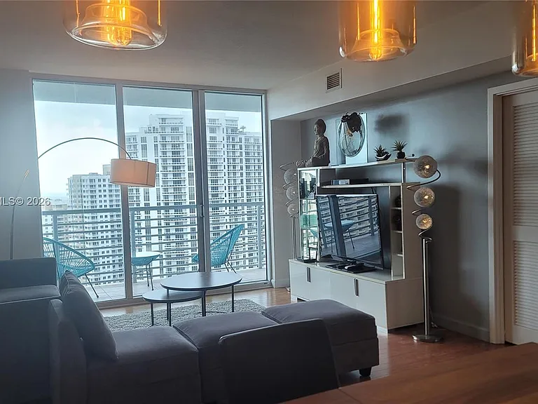 325 S Biscayne Blvd #3321 — Photo 13