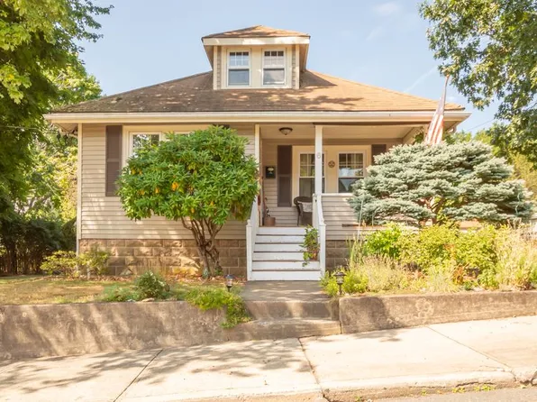 6 Opal Ave, Beverly, MA 01915
