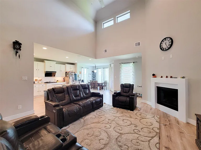 3534 Matterhorn Dr — Photo 26