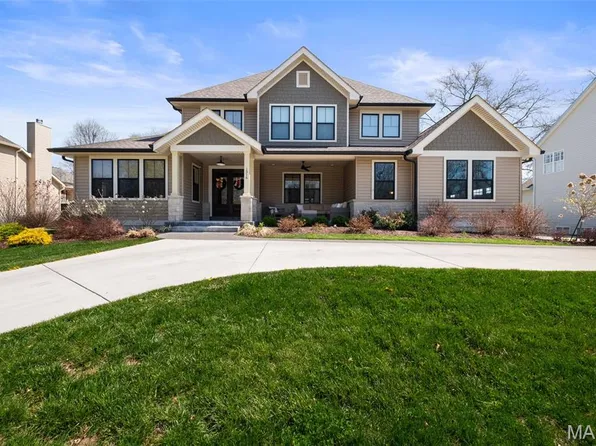 1316 Fawnvalley Dr, Saint Louis, MO 63131