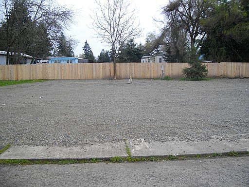 2nd image of 298 E Oregon Ave Spc M24