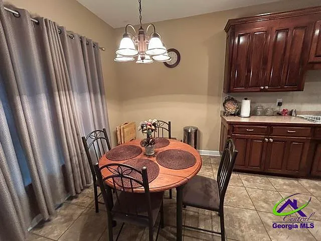 103 Winthrop Ct — Photo 8