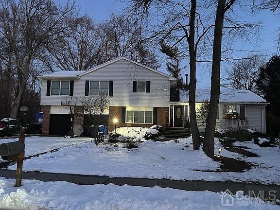 2nd image of 1420 Kearney Dr