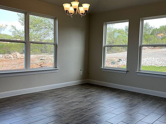 5th image of 7721 Dakota Cir