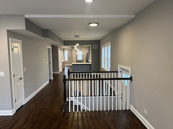 2nd image of 656 E 101st St