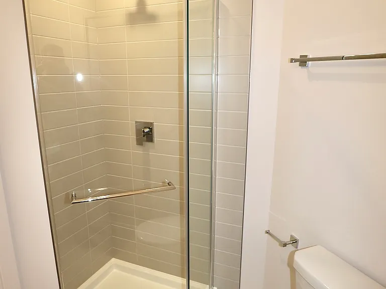 1082086Ave - 6_08232020