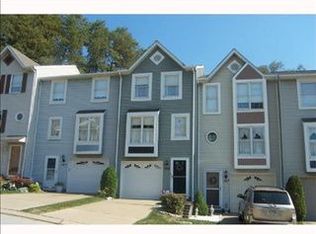105 Village Dr, Pittsburgh, PA 15227