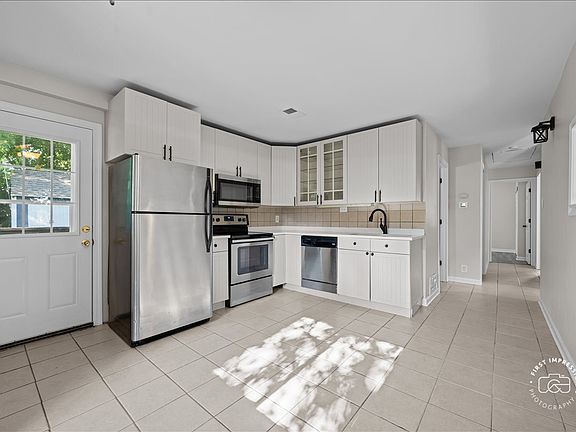 5th image of 34W759 N James Dr